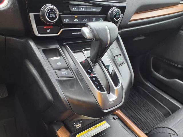 Photo of 2022 Platinum White Pearl Honda CR-V