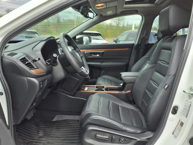 Photo of 2022 Platinum White Pearl Honda CR-V