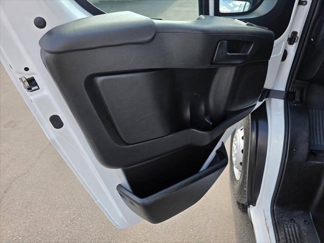 Photo of 2023 Bright White Clearcoat RAM ProMaster 2500