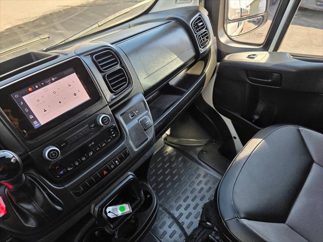 Photo of 2023 Bright White Clearcoat RAM ProMaster 2500