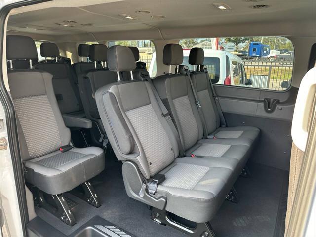 Photo of 2022 Oxford White Ford Transit-350