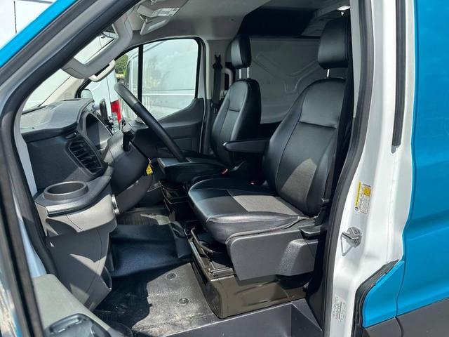 Photo of 2023 Blue Ford Transit-350