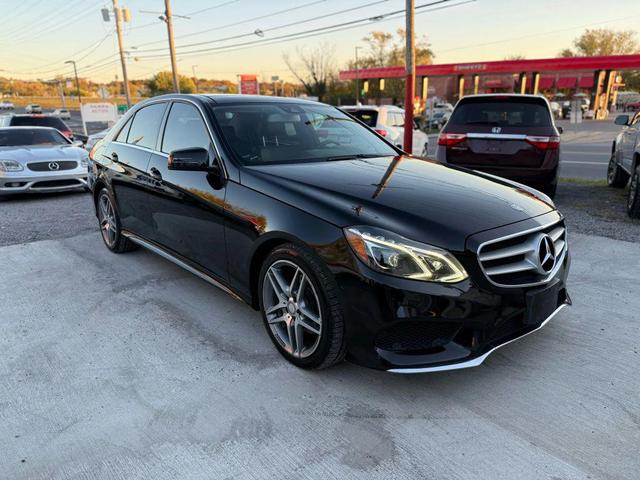 Photo of 2014 White Mercedes-Benz E-Class