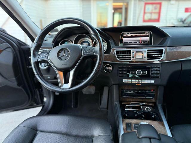 Photo of 2014 White Mercedes-Benz E-Class