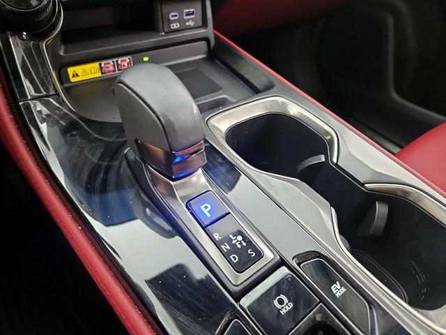 Photo of 2024 Gray Lexus NX 350h