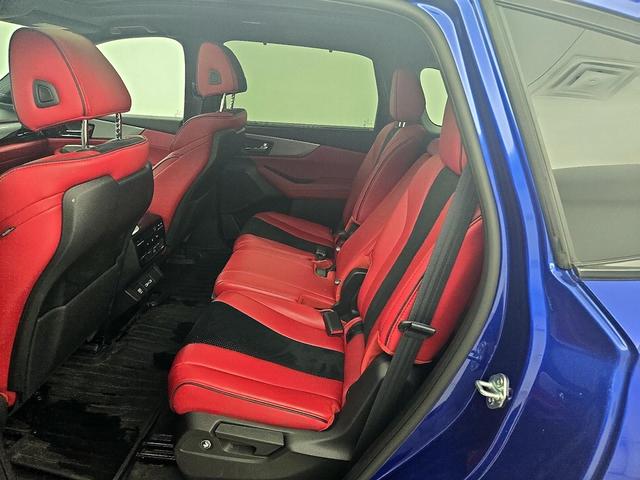 Photo of 2023 Blue Acura MDX