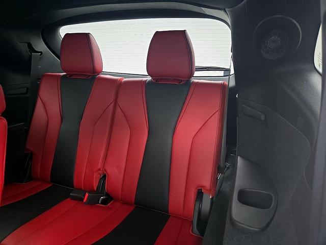 Photo of 2023 Blue Acura MDX