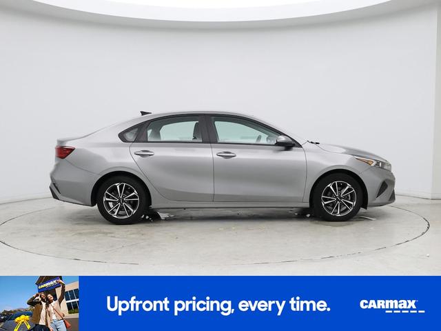 Photo of 2022 Gray Kia Forte