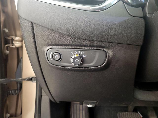 Photo of 2018 Gold Chevrolet Equinox