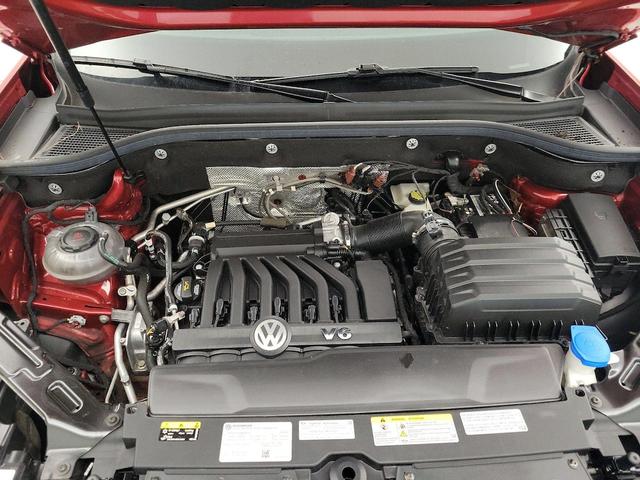 Photo of 2022 Red Volkswagen Atlas