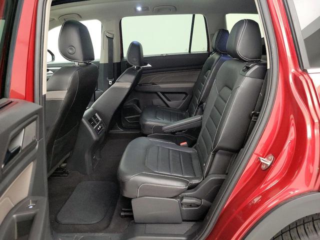Photo of 2022 Red Volkswagen Atlas