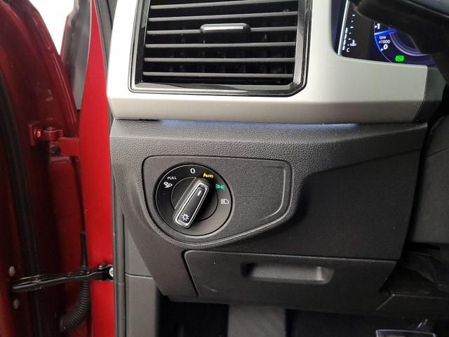 Photo of 2022 Red Volkswagen Atlas