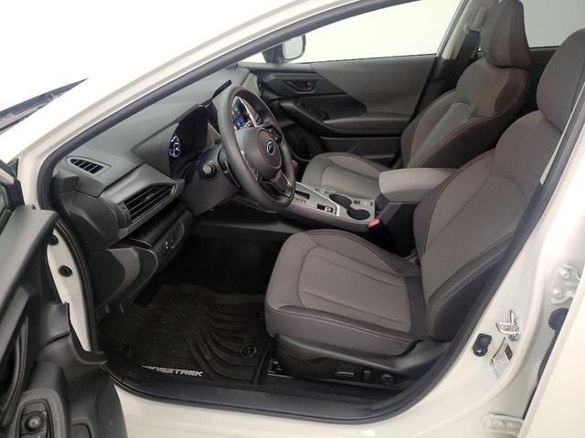 Photo of 2025 White Subaru Crosstrek