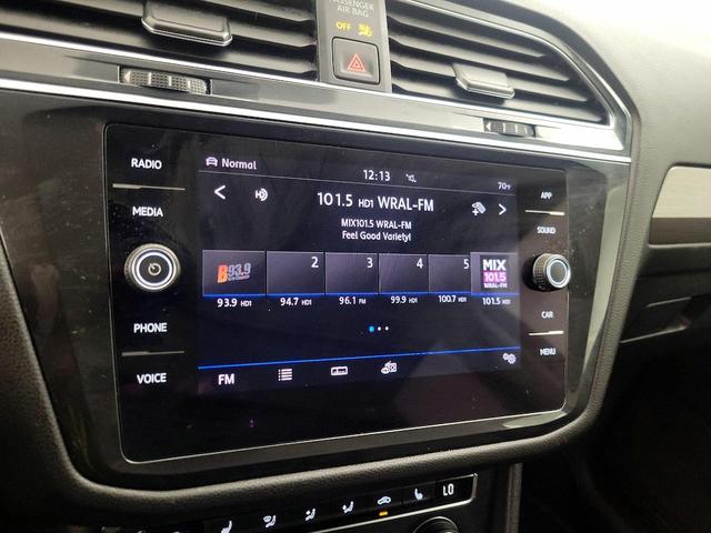 Photo of 2019 Orange Volkswagen Tiguan