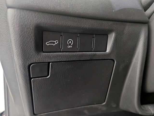 Photo of 2022 White Lexus LX 600