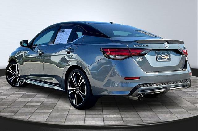 Photo of 2021 Gun Metallic/Super Black Nissan Sentra