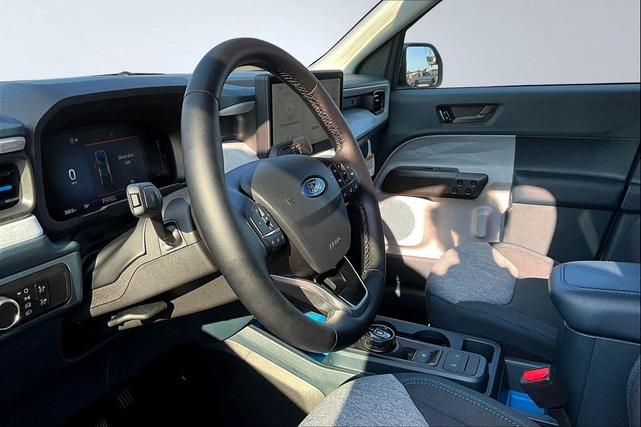 Photo of 2025 Azure Gray Metallic Tri-Coat Ford Maverick