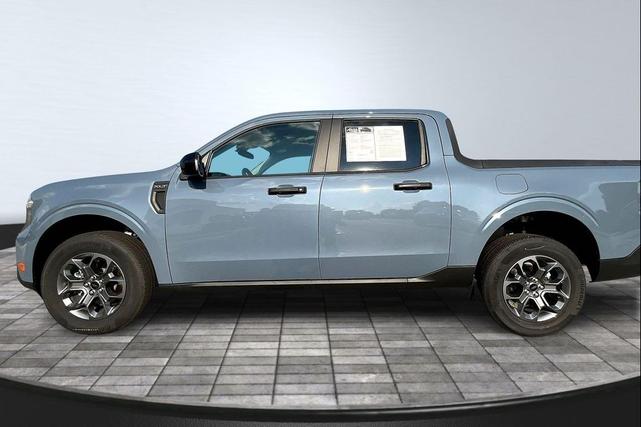 Photo of 2025 Azure Gray Metallic Tri-Coat Ford Maverick