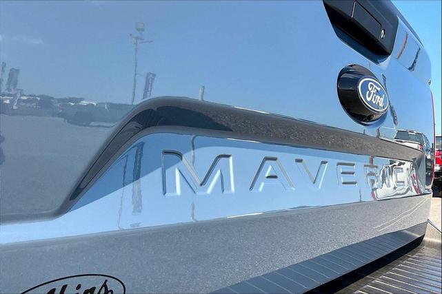 Photo of 2025 Azure Gray Metallic Tri-Coat Ford Maverick