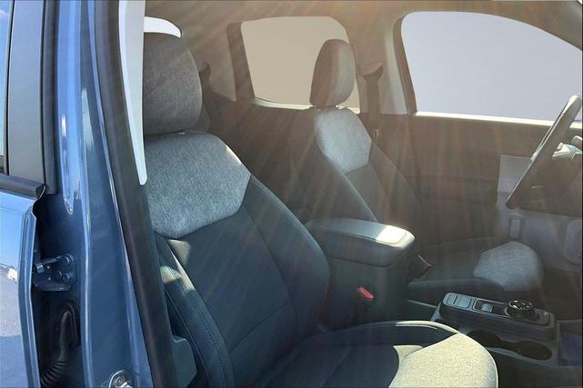 Photo of 2025 Azure Gray Metallic Tri-Coat Ford Maverick