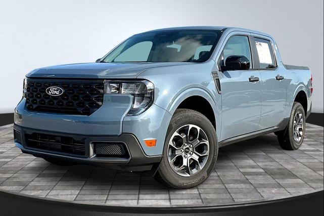 Photo of 2025 Azure Gray Metallic Tri-Coat Ford Maverick