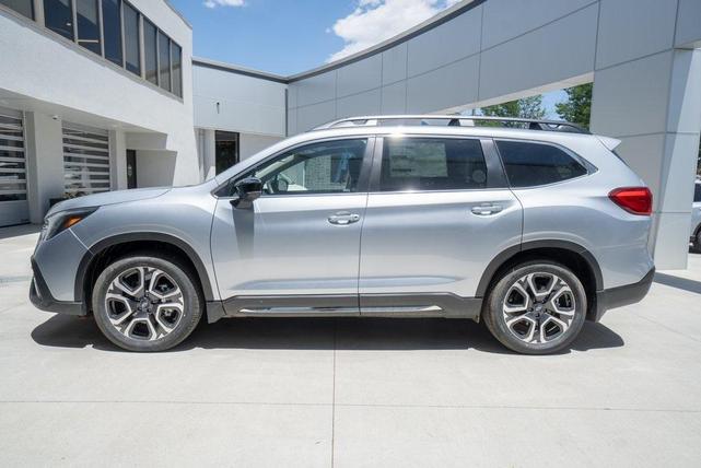 Photo of 2024 Ice Silver Metallic Subaru Ascent