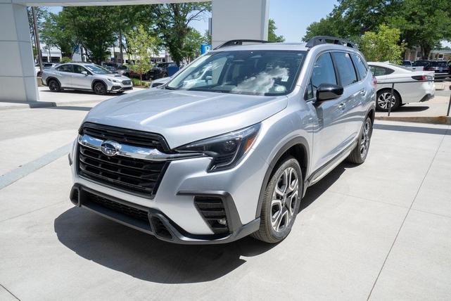 Photo of 2024 Ice Silver Metallic Subaru Ascent