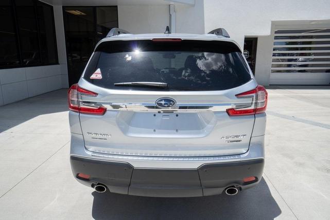 Photo of 2024 Ice Silver Metallic Subaru Ascent