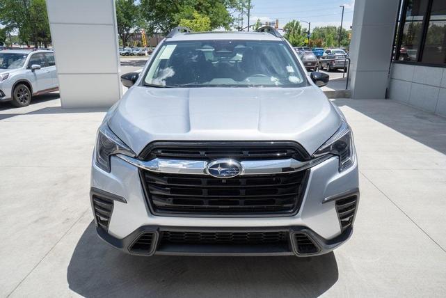 Photo of 2024 Ice Silver Metallic Subaru Ascent