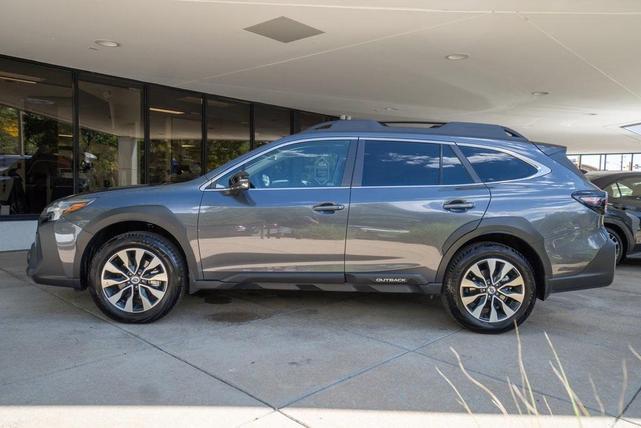 Photo of 2025 Magnetite Gray Metallic Subaru Outback
