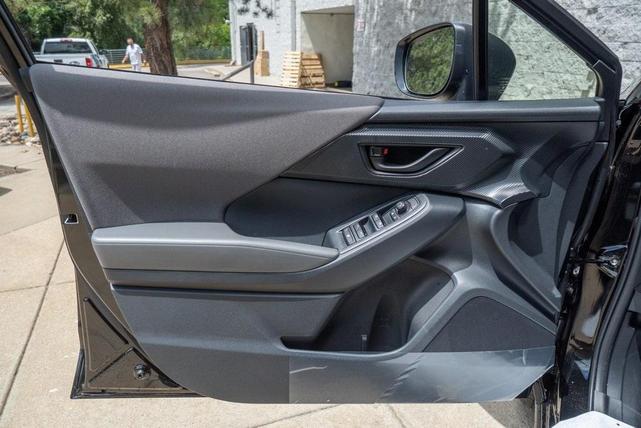 Photo of 2025 Crystal Black Silica Subaru Crosstrek