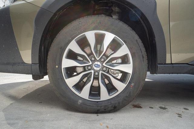 Photo of 2024 Autumn Green Metallic Subaru Outback