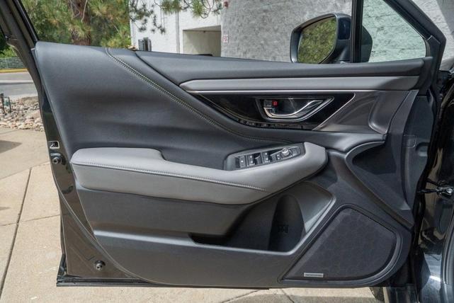 Photo of 2025 Crystal Black Silica Subaru Outback