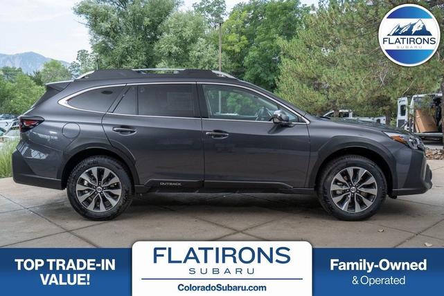 Photo of 2025 Magnetite Gray Metallic Subaru Outback