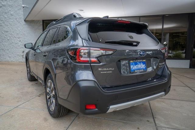 Photo of 2025 Magnetite Gray Metallic Subaru Outback