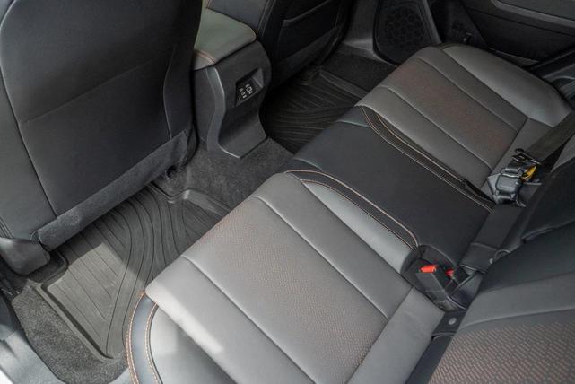 Photo of 2024 Crystal White Pearl Subaru Crosstrek