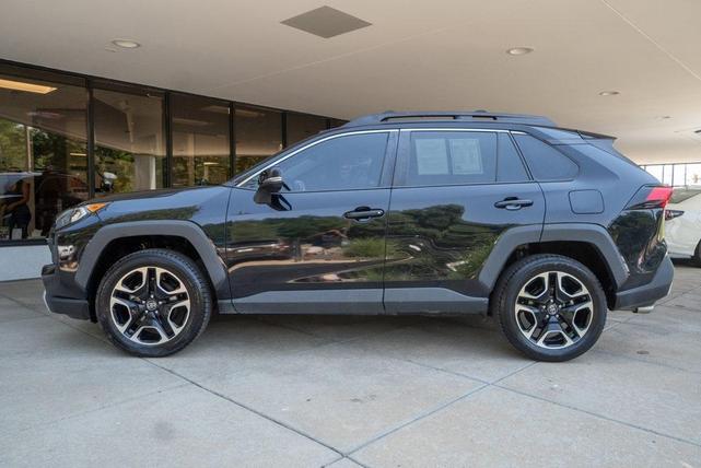 Photo of 2019 Black Toyota RAV4