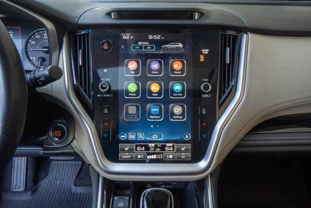 Photo of 2020 Crystal White Pearl Subaru Outback