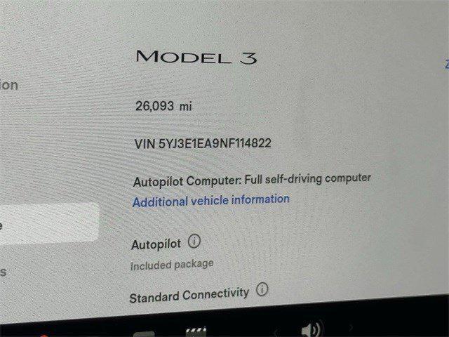 Photo of 2022 White Tesla Model 3
