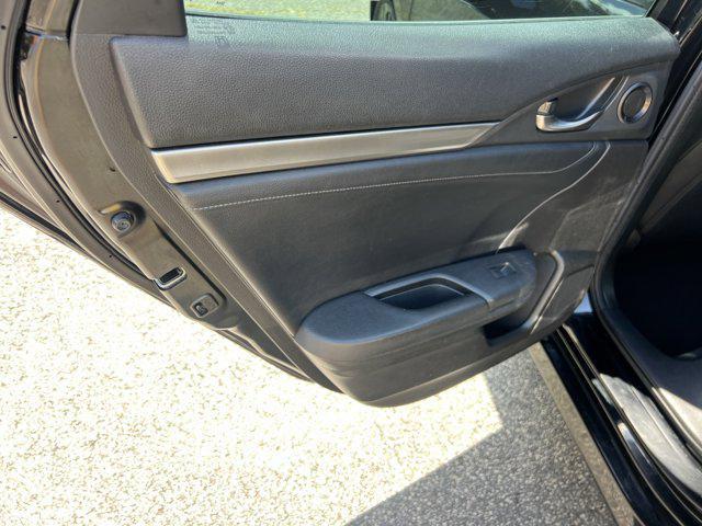 Photo of 2017 Crystal Black Pearl Honda Civic