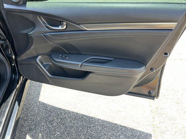 Photo of 2017 Crystal Black Pearl Honda Civic