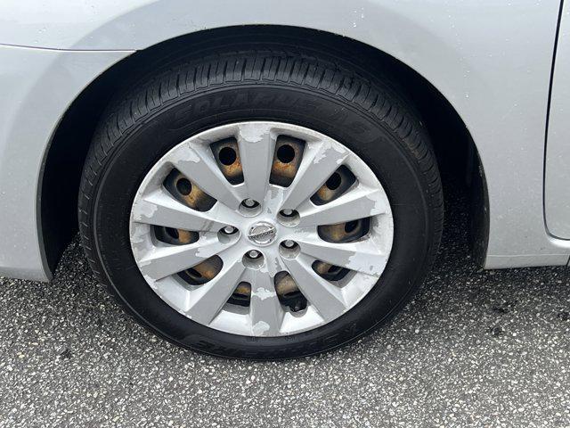 Photo of 2019 Brilliant Silver Metallic Nissan Sentra