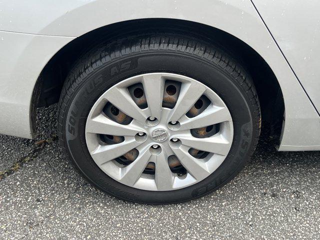 Photo of 2019 Brilliant Silver Metallic Nissan Sentra