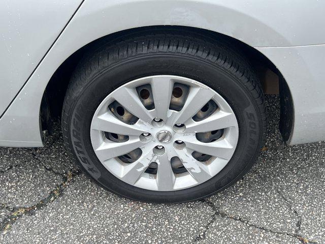Photo of 2019 Brilliant Silver Metallic Nissan Sentra