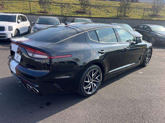 Photo of 2022 Aurora Black Kia Stinger
