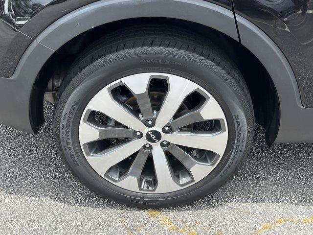 Photo of 2022 Black Copper Kia Telluride
