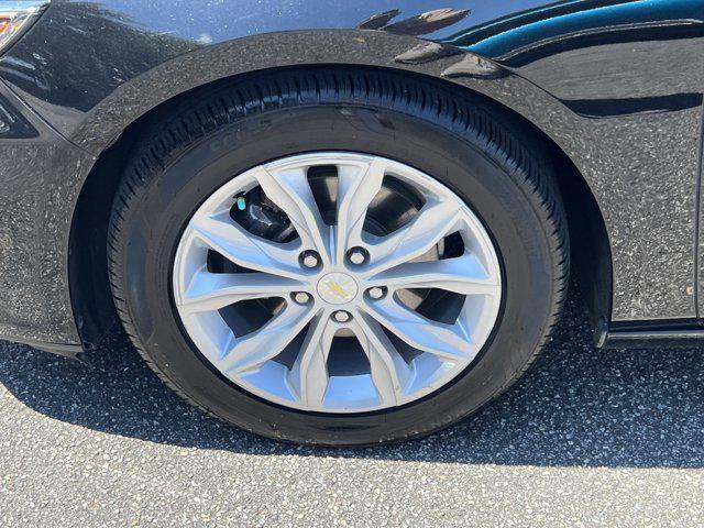 Photo of 2021 Mosaic Black Metallic Chevrolet Malibu