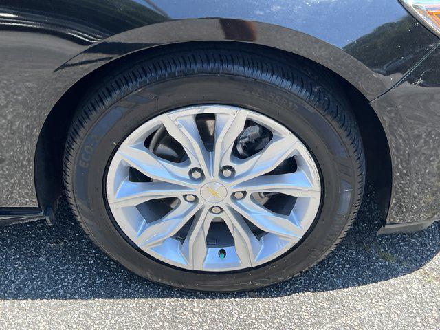 Photo of 2021 Mosaic Black Metallic Chevrolet Malibu