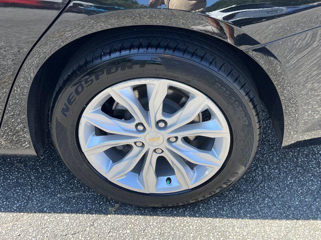 Photo of 2021 Mosaic Black Metallic Chevrolet Malibu