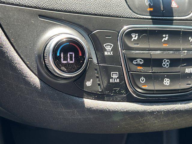 Photo of 2021 Mosaic Black Metallic Chevrolet Malibu